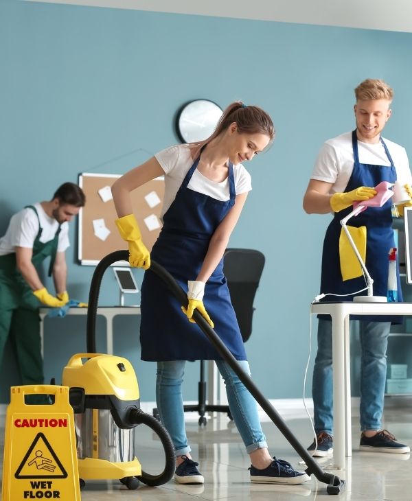 Como funciona uma empresa terceirizada de limpeza e quando contratar