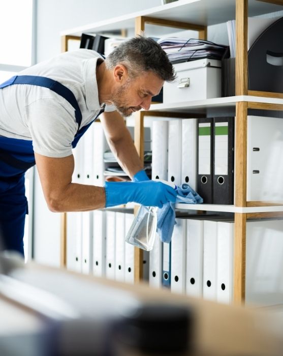 Empresa terceirizada de limpeza na Barra Funda