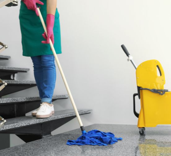 Empresa terceirizada de limpeza na Vila Olímpia